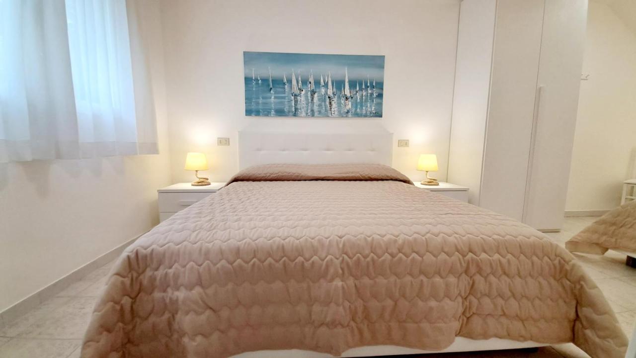 Villa Barbara Fra I Pini لينانو سابيادورو المظهر الخارجي الصورة
